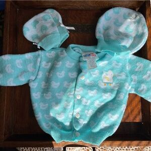 Vintage 3 pc duckling sweater set